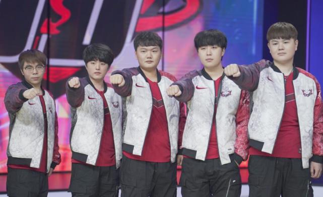 当时德容对 当时德容对